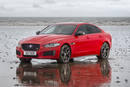 Jaguar XE 300 SPORT à Pendine Sands