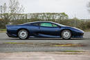 Jaguar XJ220 1995 - Crédit photo : Silverstone Auctions