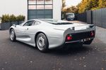 Jaguar XJ220 1994 - Crédit photo : Broad Arrow Auctions