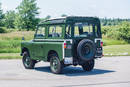 Land Rover Series IIA 88 1966 ex-Dalaï-Lama - Crédit photo : RM Auctions