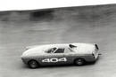 Peugeot 404 diesel sur l'Autodrome de Linas-Montlhéry en 1965