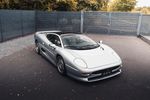 Jaguar XJ220 1994 - Crédit photo : Broad Arrow Auctions