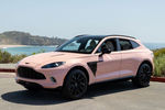 Aston Martin DBX - Crédit photo : Aston Martin Newport Beach