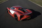 L'Hypercar Evija sur la piste d'Hethel