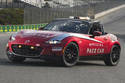 Une Mazda MX-5 Cup safety-car