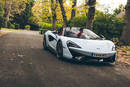 McLaren 570S Spider revêtue de la livrée Muriwai White