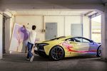 L'artiste Cevin Parker et la McLaren Artura 