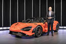 Mike Flewitt, CEO de McLaren, et la McLaren 765LT