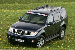 Le Nissan Pathfinder élu 4X4 de l'année