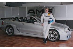 Häkkinen fait la promo du CLK DTM Cabrio
