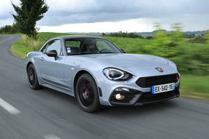 Abarth fait évoluer sa gamme 124 Spider et annonce ses tarifs