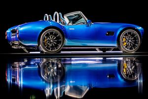 Jusqu'à 663 ch pour la nouvelle AC Cobra GT Roadster