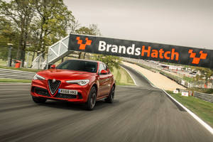 Trois records du tour pour l'Alfa Romeo Stelvio Quadrifoglio