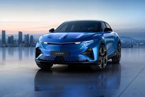 470 ch et une transmission intégrale pour la nouvelle Alpine A390