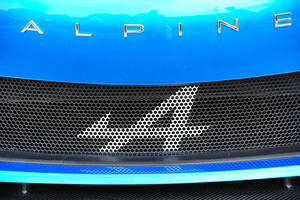 Alpine en recrutement de 90 CDI