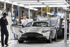 Ventes : premier semestre record pour Aston Martin