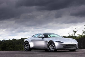 La DB10 de James Bond au Salon Top Marques de Monaco