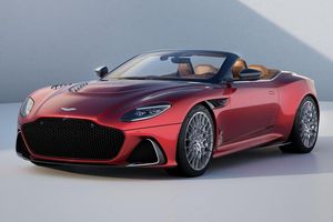 L'Aston Martin DBS 770 Ultimate enlève le haut