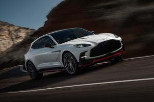 727 ch pour le nouveau SUV Aston Martin DBX S