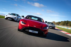 Aston Martin : le programme des stages de conduite 2019