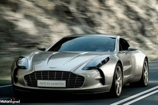 Aston Martin One 77 : la cour est vide