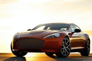 L'Aston Martin Rapide S primée