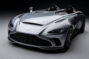 700 ch pour l'Aston Martin V12 Speedster