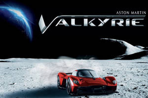Insolite : une Aston Martin Valkyrie peinte avec de la poussière de lune