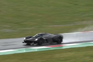 L'Aston Martin Valkyrie en essais au Mugello