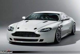 Aston Martin Vantage GT4