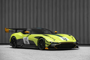 Aston Martin Vulcan AMR Pro : radicale