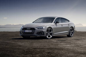 Audi A5 restylée : ouverture des commandes