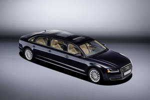 Audi A8 L extended : 6.36 mètres de luxe