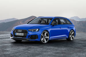 Audi RS 4 Avant : ouverture des commandes