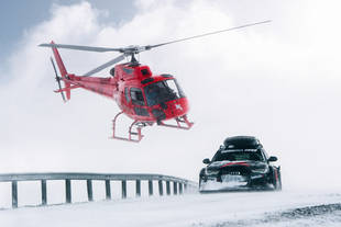 L'Audi RS6 DTM de Jon Olsson en action