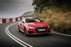 Audi TTS : ouverture des commandes