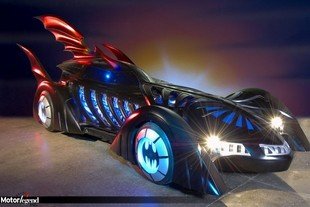 Batmobile de Batman Forever aux enchères