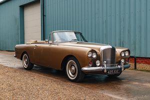 Une Bentley S2 Continental ex-Peter Sellers aux enchères