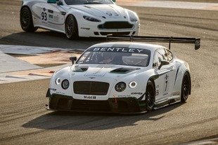 La Bentley GT3 au pied du podium