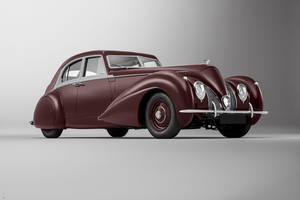 Bentley recrée la Corniche de 1939