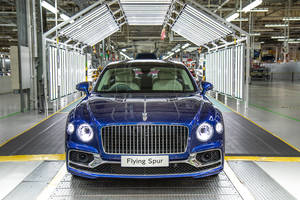Production lancée pour la Bentley Flying Spur