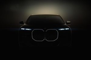 La BMW i7 se dévoile un peu plus