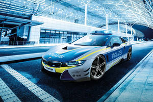 BMW i8 Polizei par AC Schnitzer