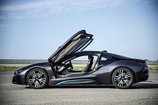 BMW i8 : premières livraisons en juin