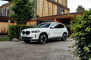 BMW iX3 : le premier SUV 100 % électrique de BMW