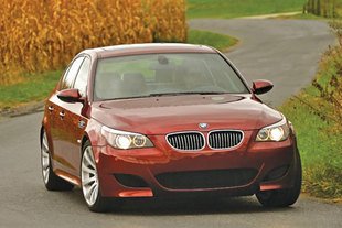 La BMW M5 revient à la boîte manuelle