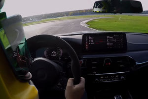 Embarquez dans un prototype BMW M5 CS sur le Lausitzring