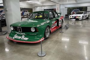 La BMW Série 3 fête ses 50 ans au Petersen Automotive Museum
