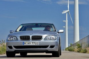 BMW continue sur la route de l'hydrogène