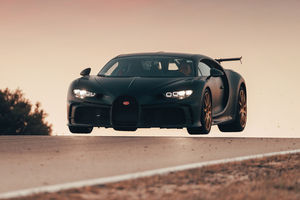 La Bugatti Chiron Pur Sport décolle sur la piste de Nardò